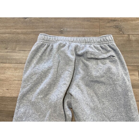Nike Club Fleece Jogger Mens M Gray Pocket Sweatpants  CJ1616-063 Cuffed - Picture 9 of 9